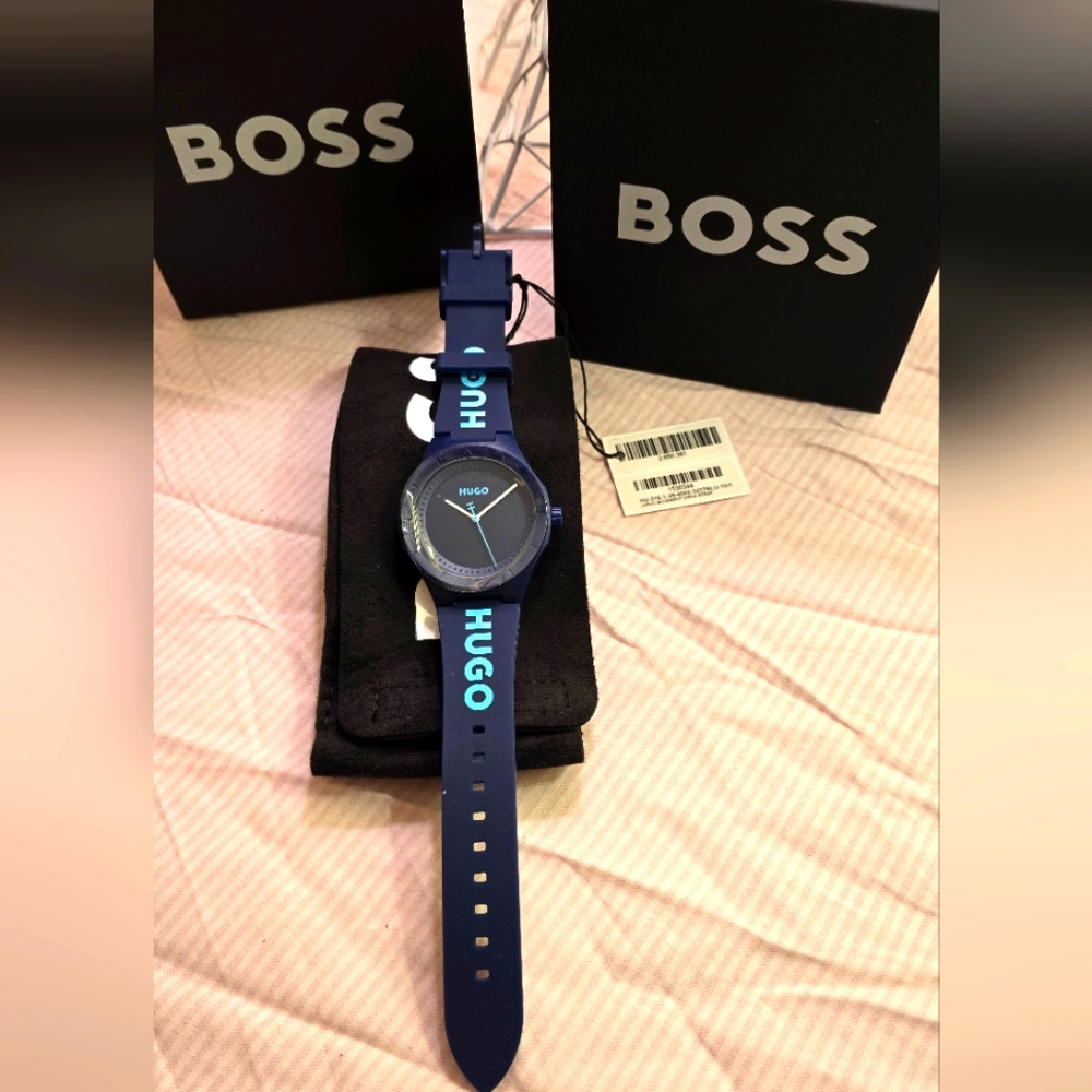 Men's Hugo Boss Watch.Blue. New In Box WithTags.Water Resistant.